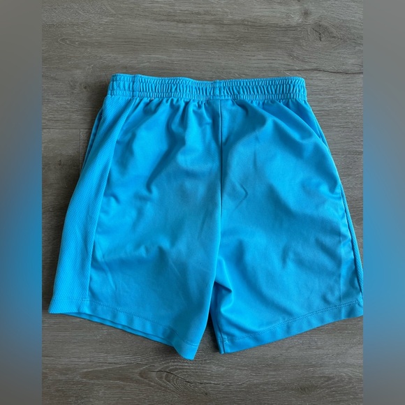 Nike DriFit Small Boys 5" Like New Shorts - Picture 5 of 5